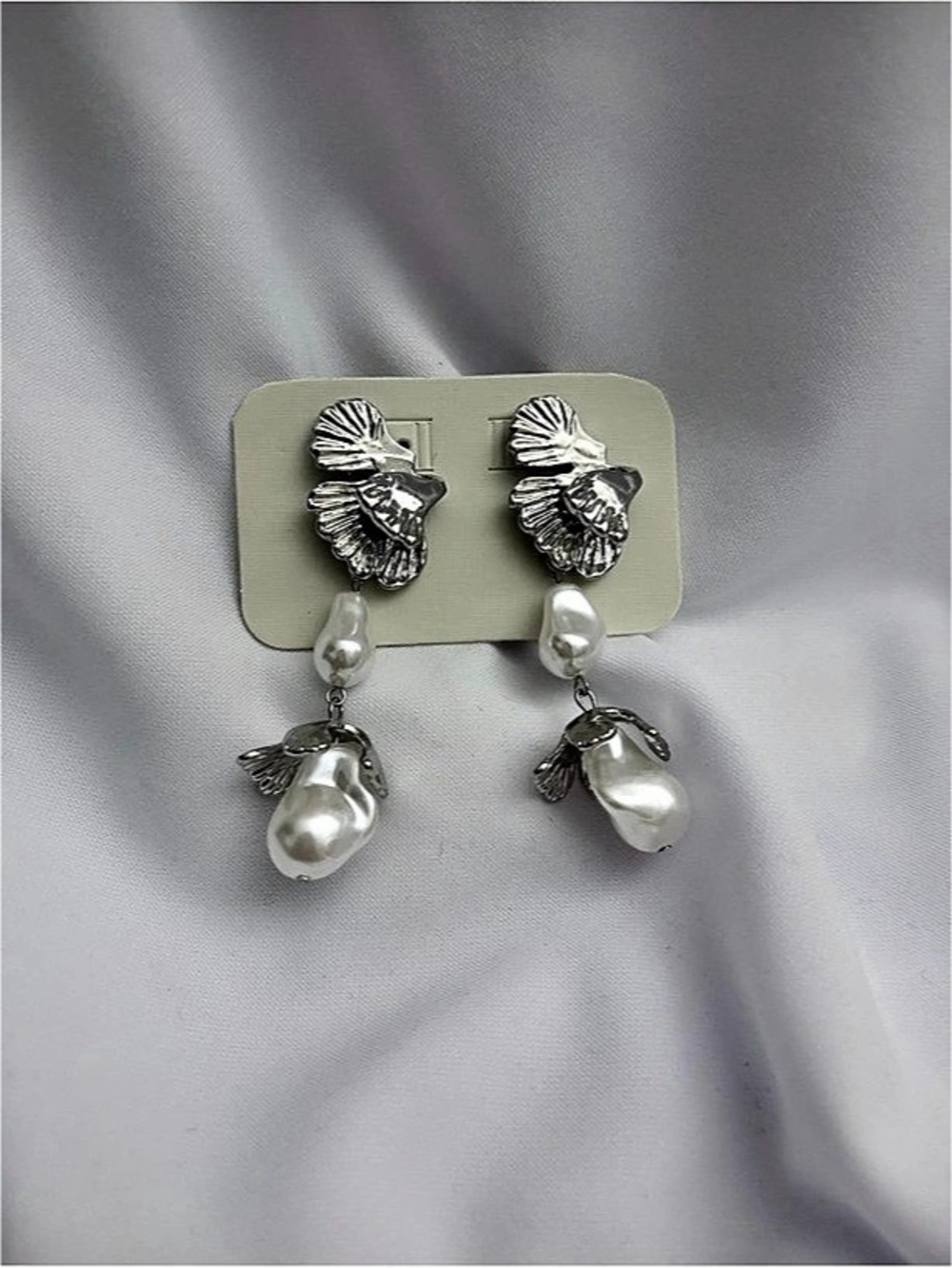 Silver Pearl Drop Earrings